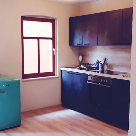 Lindenhof Apartment *